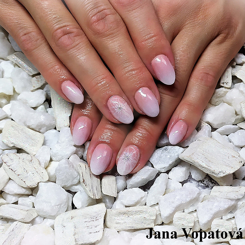 Bezvýpotkový zakončovací Smart UV/LED gel lak – top coat QUICK FINISH DIAMOND WHITE