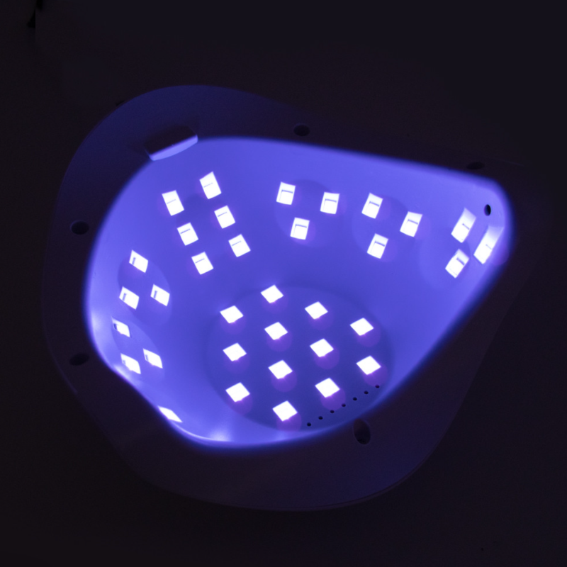 UV/LED lampa na nehty 120 W – X5 PLUS (nejčastější volba zákaznic)